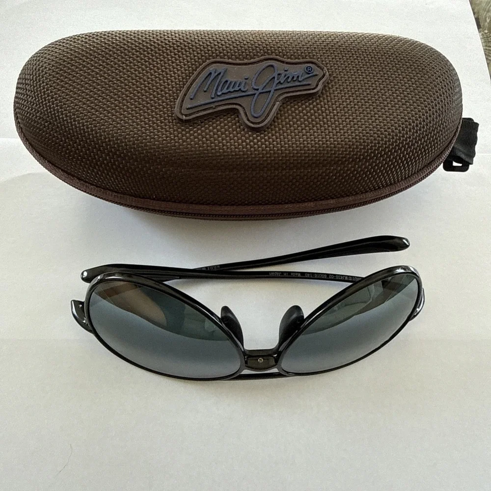 Maui Jim Alelele Bridge MJ 438 02 Black Frame + Grey Polarized Sunglasses